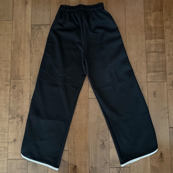 Make Them Astaire Oversized Tearaway Pants, Adult XS Short - Picture 2 of 3